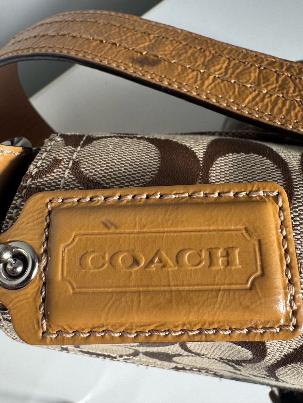 SOLD ELSEWHERE-Authentic -Vintage Y2K Coach Soho Signature Bag + Wallet - Picture 5 of 15